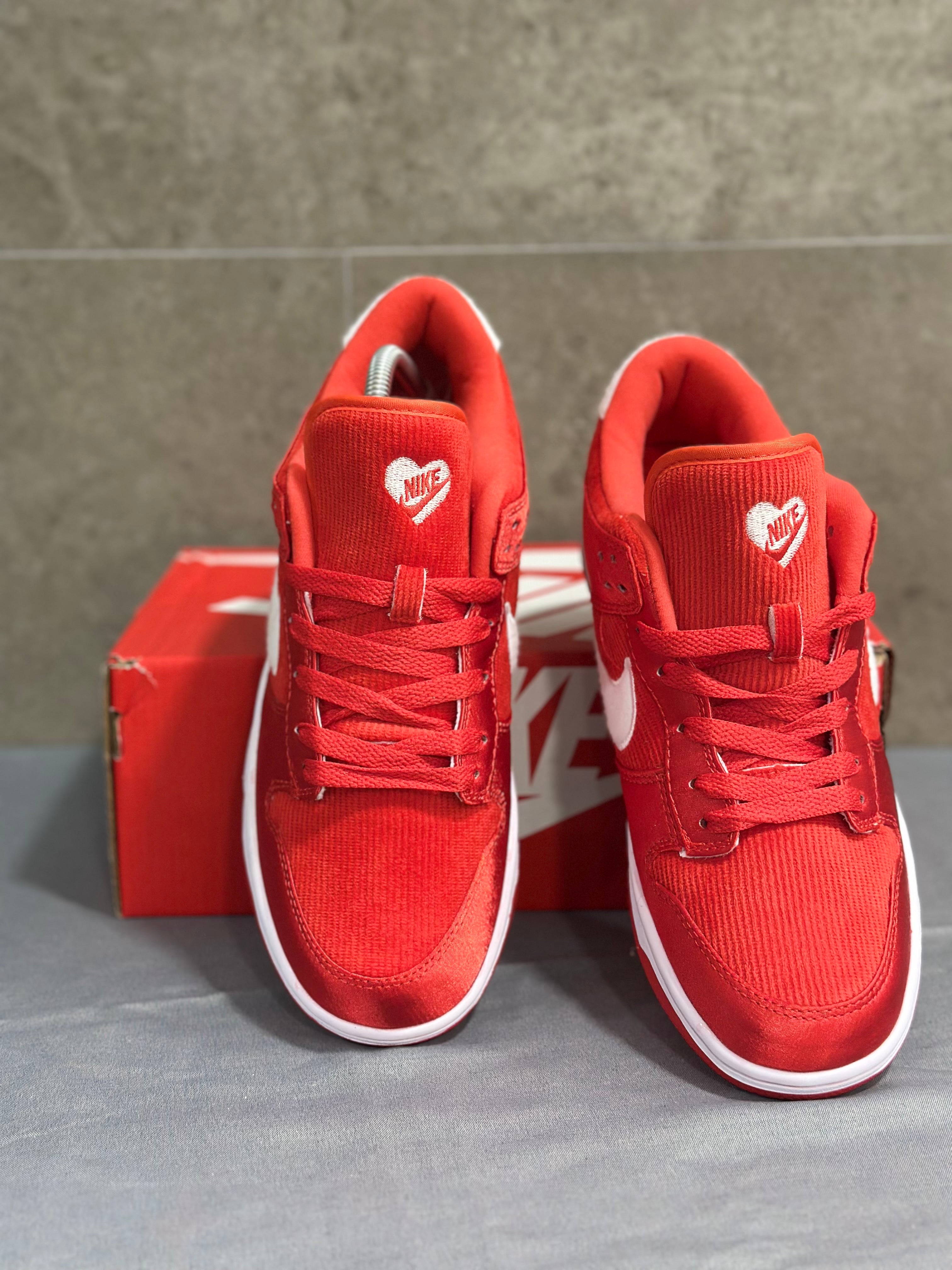 Dunk SB”San Valentin”