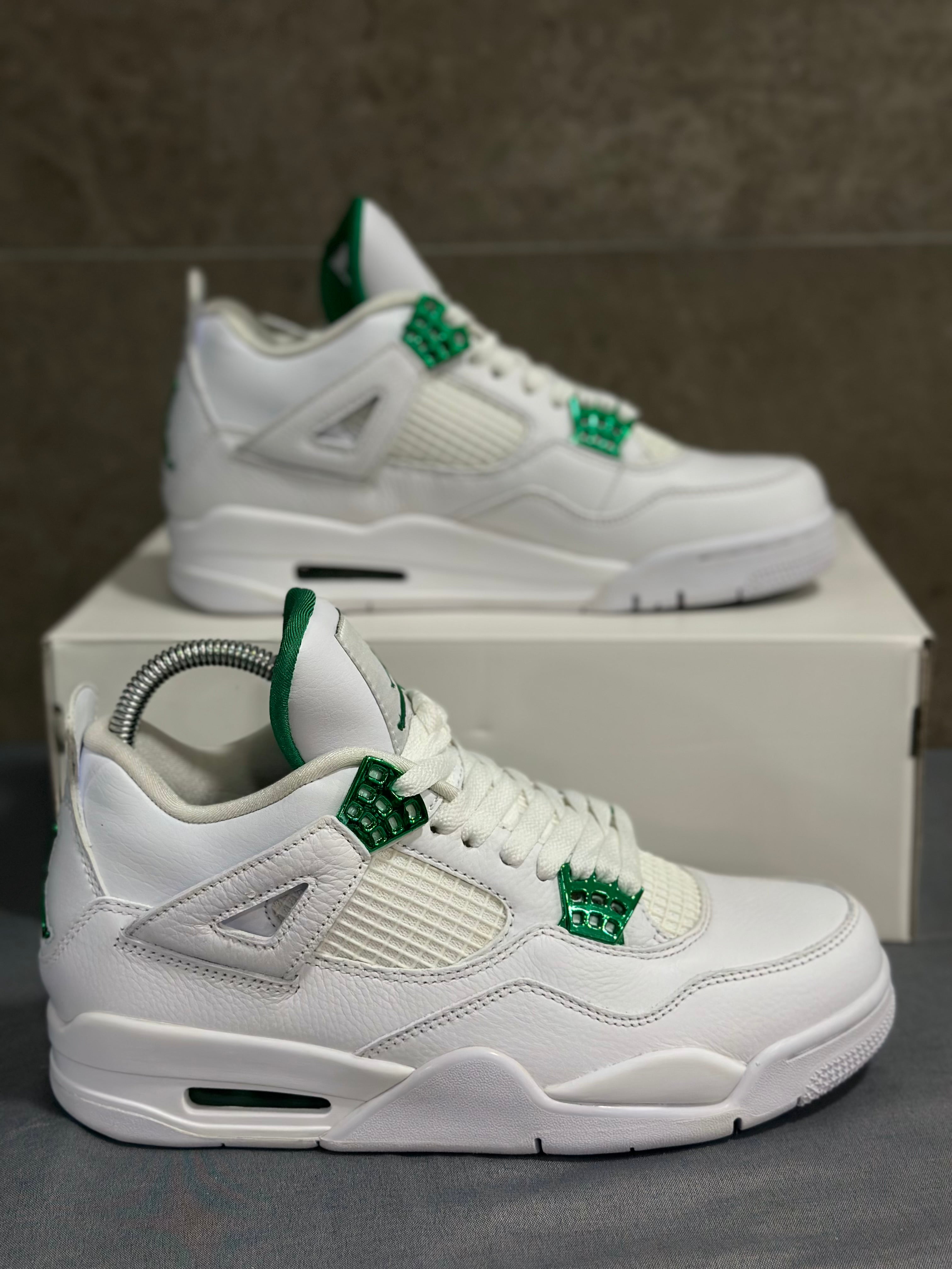 AJ4 'Green Metalic'