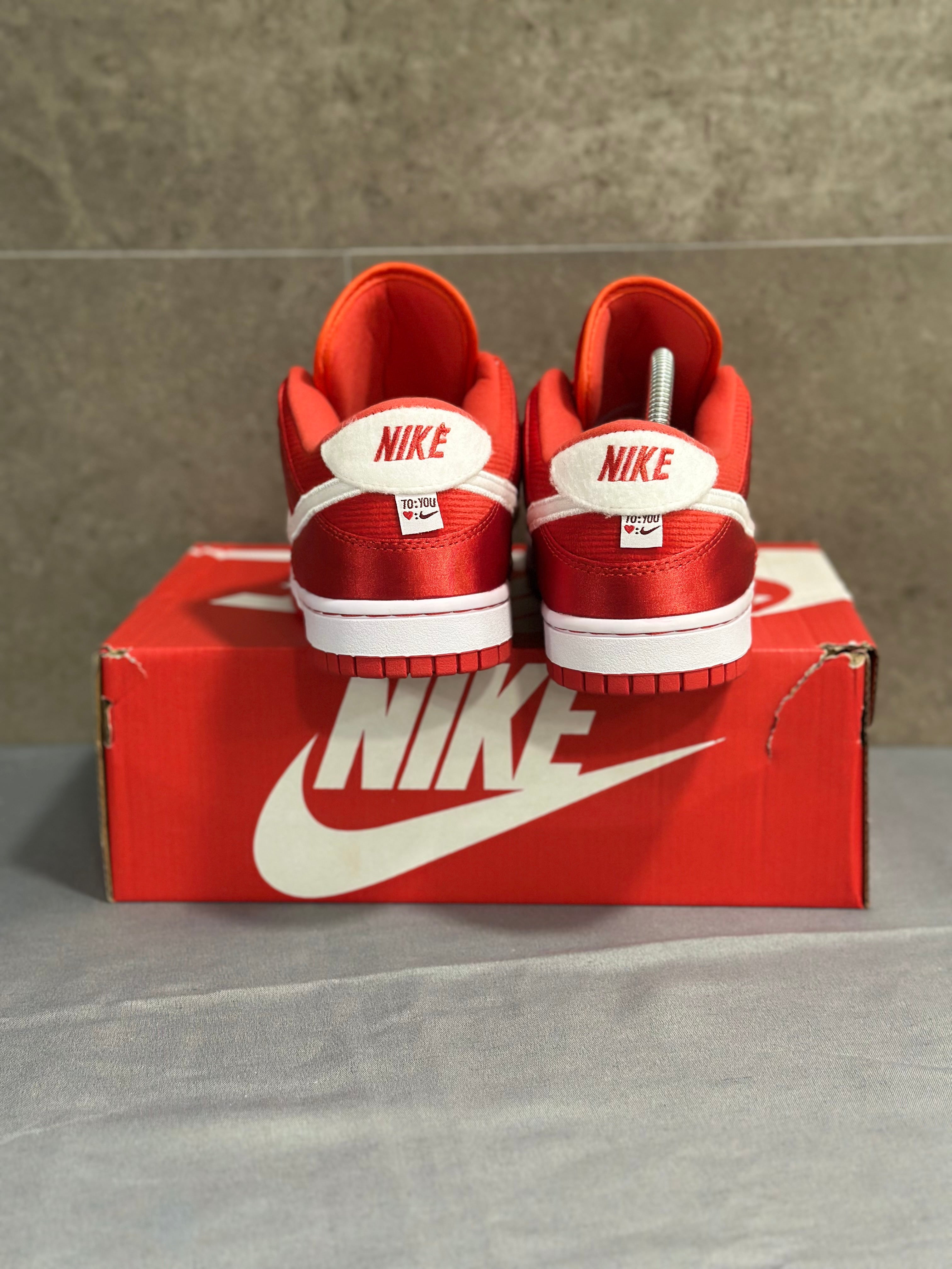 Dunk SB”San Valentin”